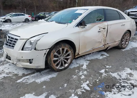 2015 Cadillac Xts Premium z USA, uszkodzony, nr VIN 2G61P5S3XF9284520